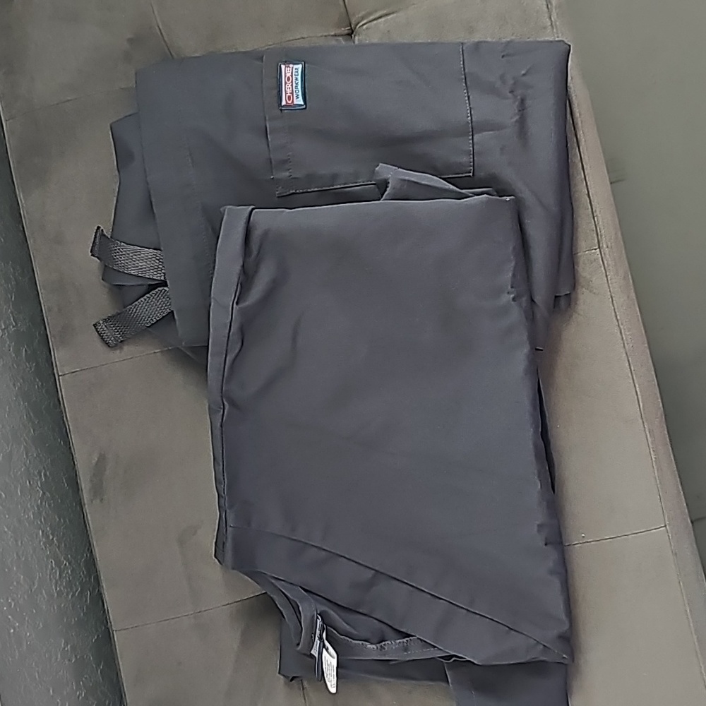 Brand New Cherokee Scrubs black top and bottom